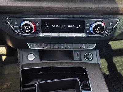 2025 Audi Q5 S line Prestige