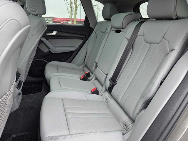2025 Audi Q5 S line Prestige