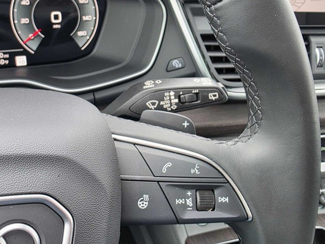 2025 Audi Q5 S line Prestige