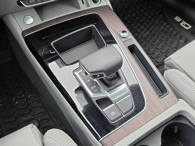 2025 Audi Q5 S line Prestige