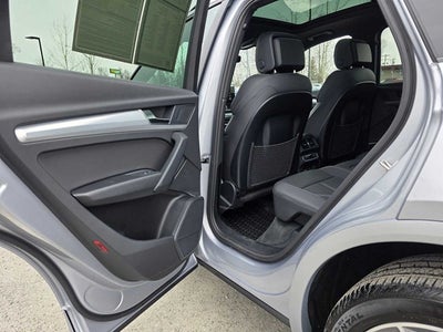 2025 Audi Q5 S line Premium