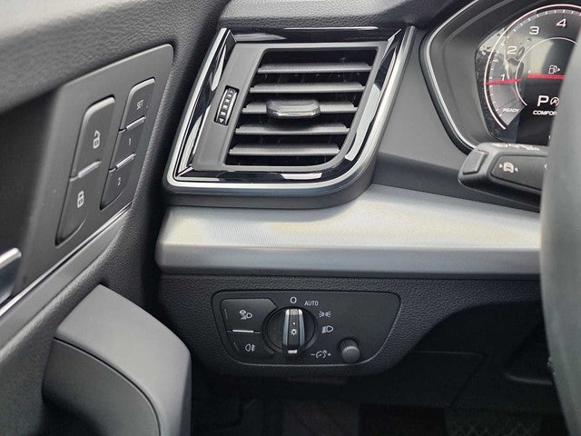 2025 Audi Q5 S line Premium