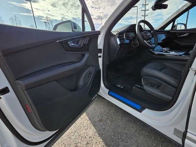 2025 Audi Q7 Premium Plus