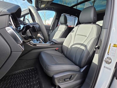 2025 Audi Q7 Premium Plus