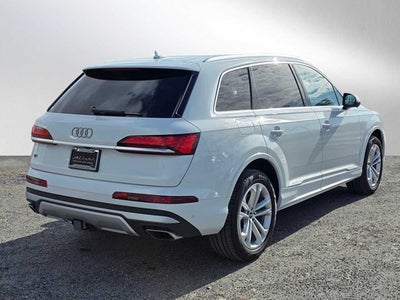 2025 Audi Q7 Premium Plus
