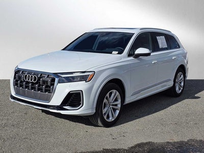 2025 Audi Q7 Premium Plus