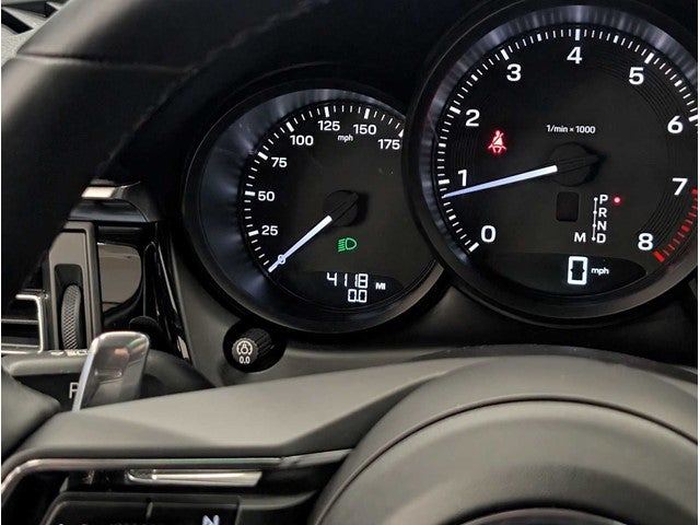 2024 Porsche Macan Base