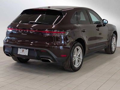 2025 Porsche Macan Base