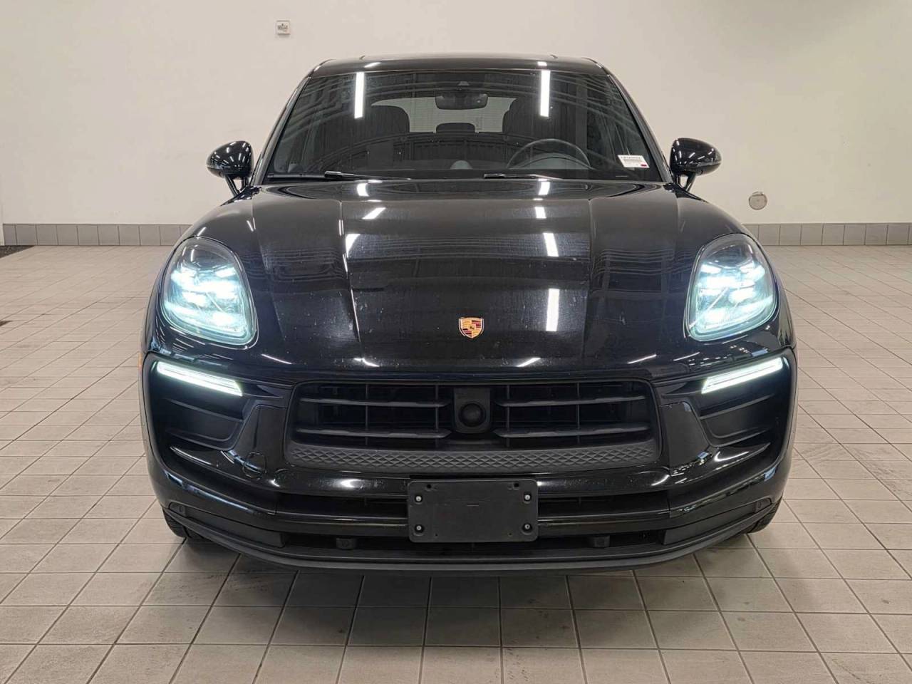 2024 Porsche Macan Base
