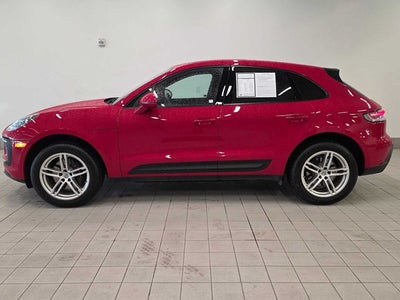 2025 Porsche Macan Base