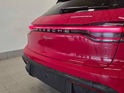 2025 Porsche Macan Base