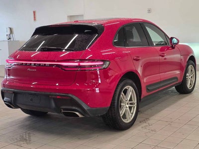 2025 Porsche Macan Base