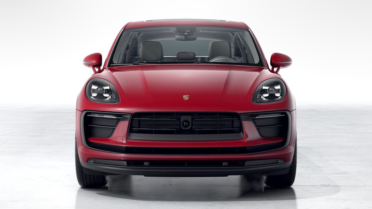 2025 Porsche Macan Base