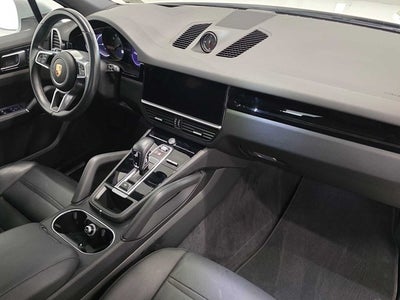 2023 Porsche Cayenne Base