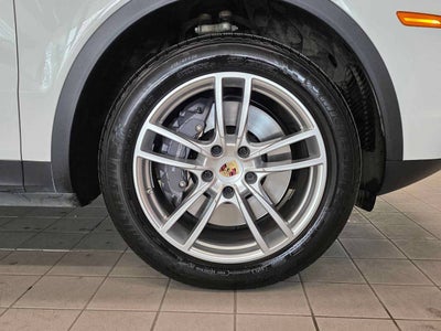 2023 Porsche Cayenne Base