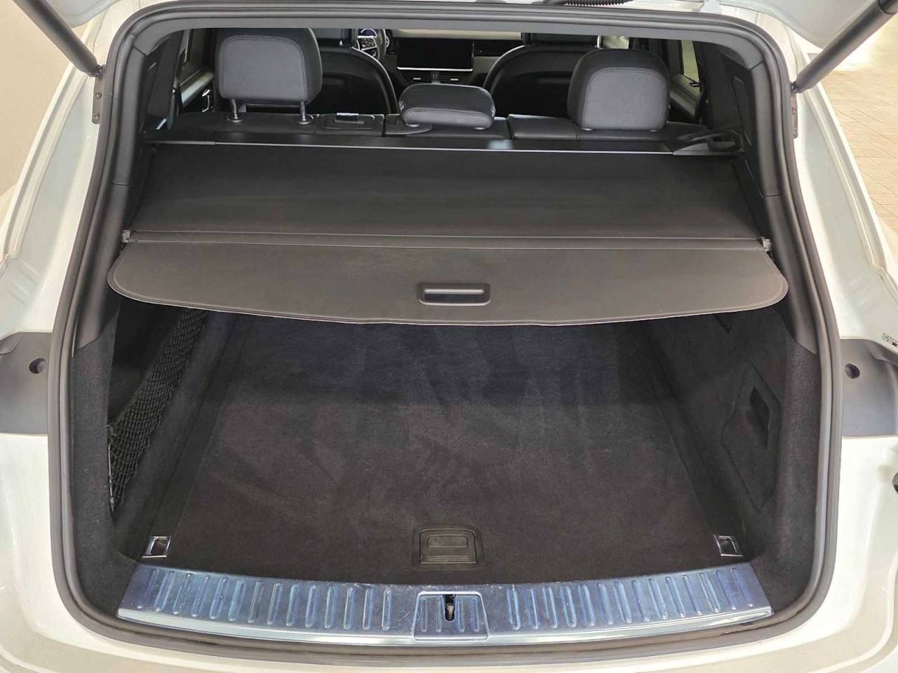 2023 Porsche Cayenne Base
