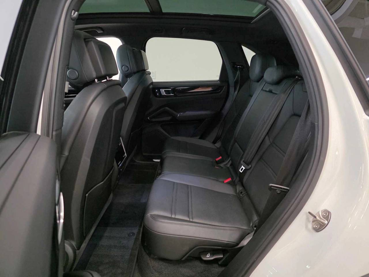 2023 Porsche Cayenne Base