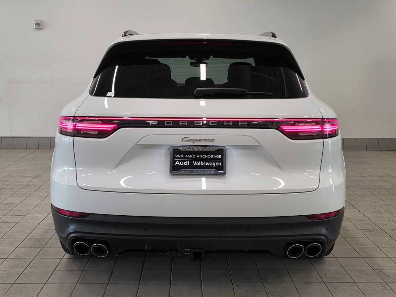 2023 Porsche Cayenne Base