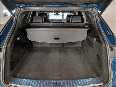2025 Porsche Cayenne Base