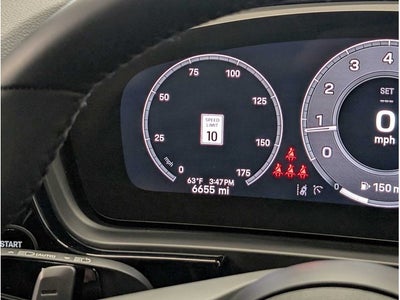 2025 Porsche Cayenne Base