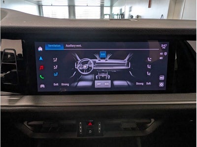 2025 Porsche Cayenne Base