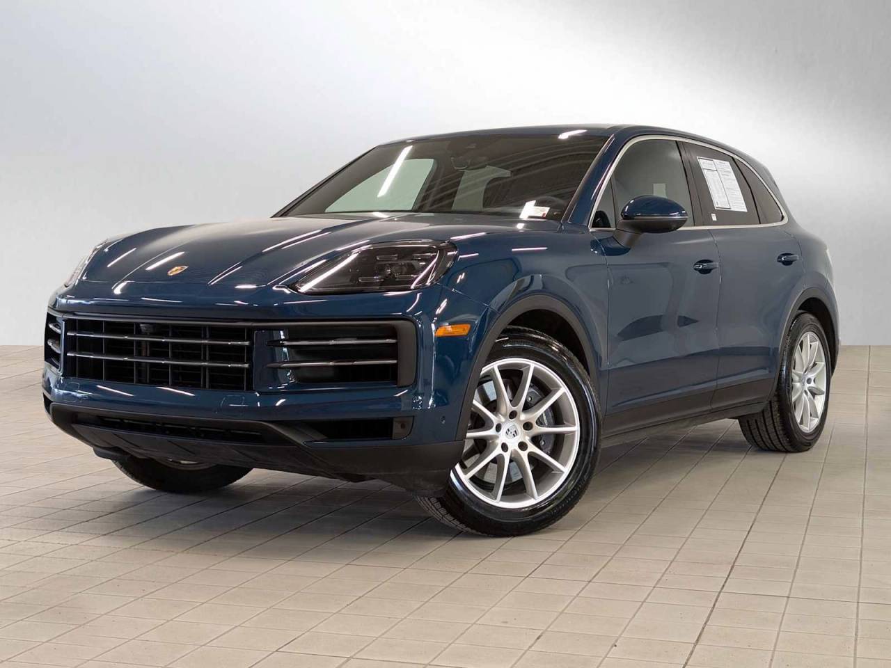 2025 Porsche Cayenne Base
