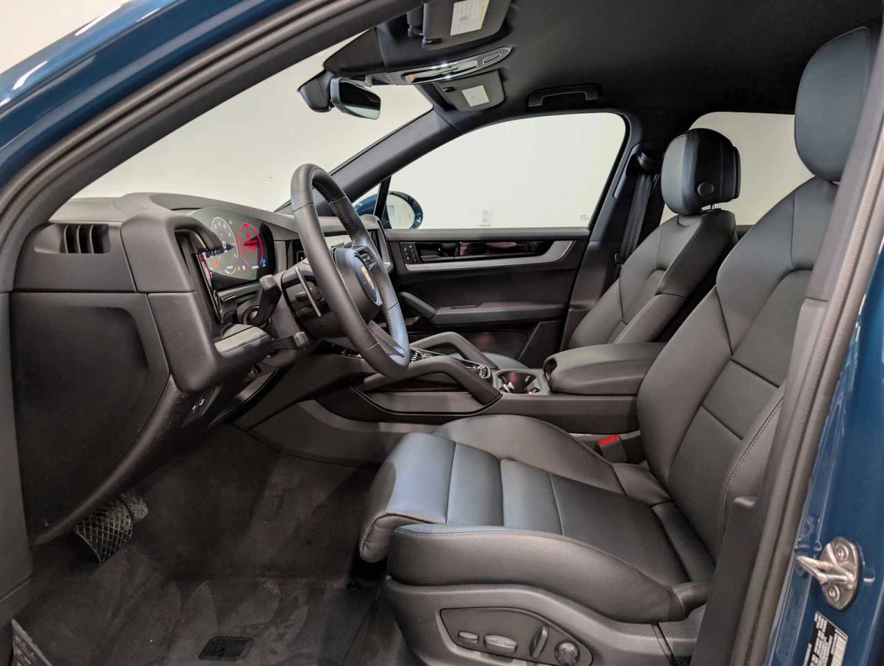 2025 Porsche Cayenne Base