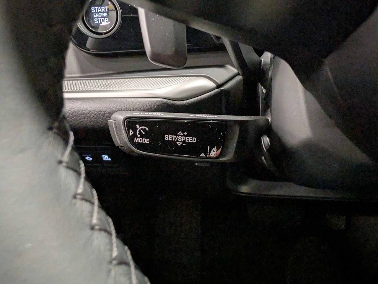 2025 Porsche Cayenne Base