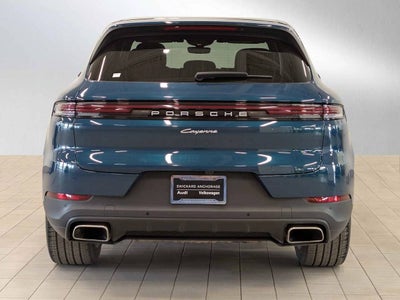 2025 Porsche Cayenne Base