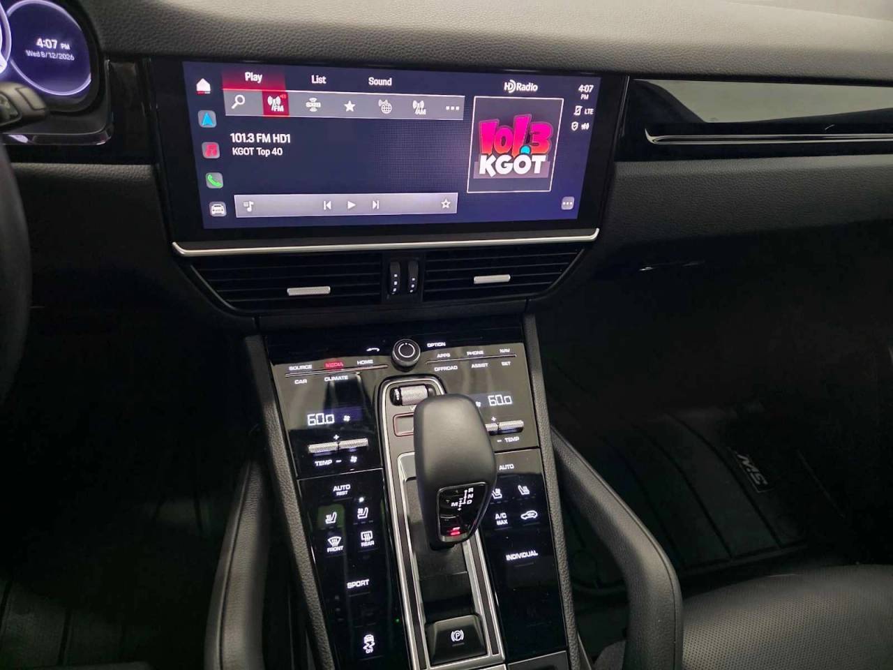 2023 Porsche Cayenne Base
