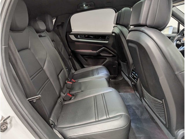 2024 Porsche Cayenne Coupe