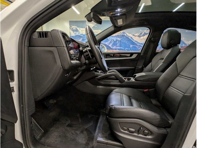 2024 Porsche Cayenne Coupe