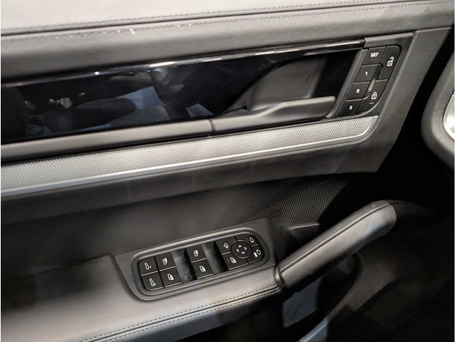 2024 Porsche Cayenne Coupe