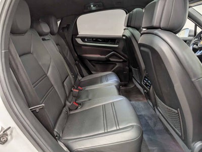 2024 Porsche Cayenne Coupe