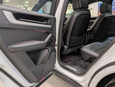 2024 Porsche Cayenne Coupe