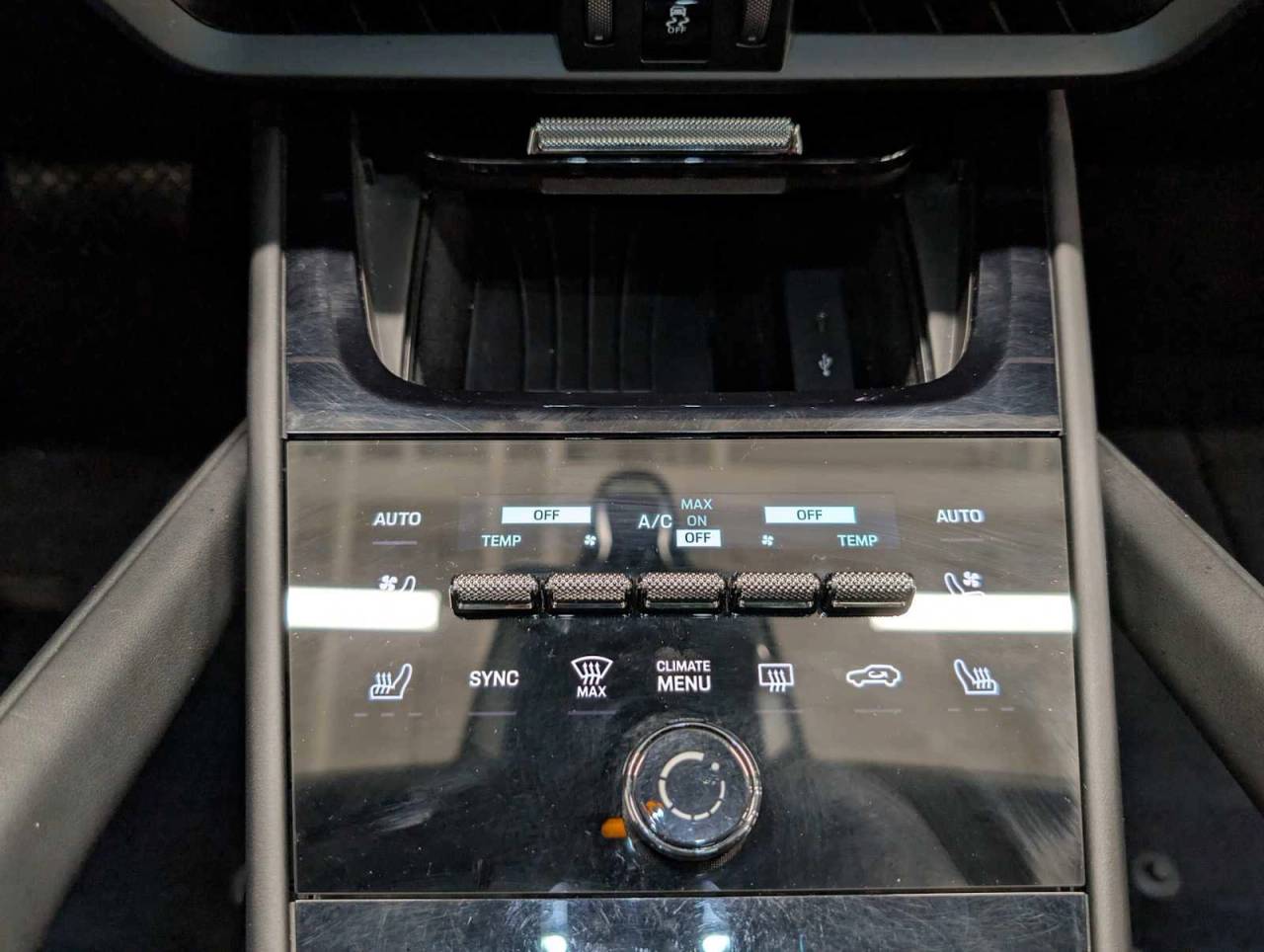 2024 Porsche Cayenne Coupe