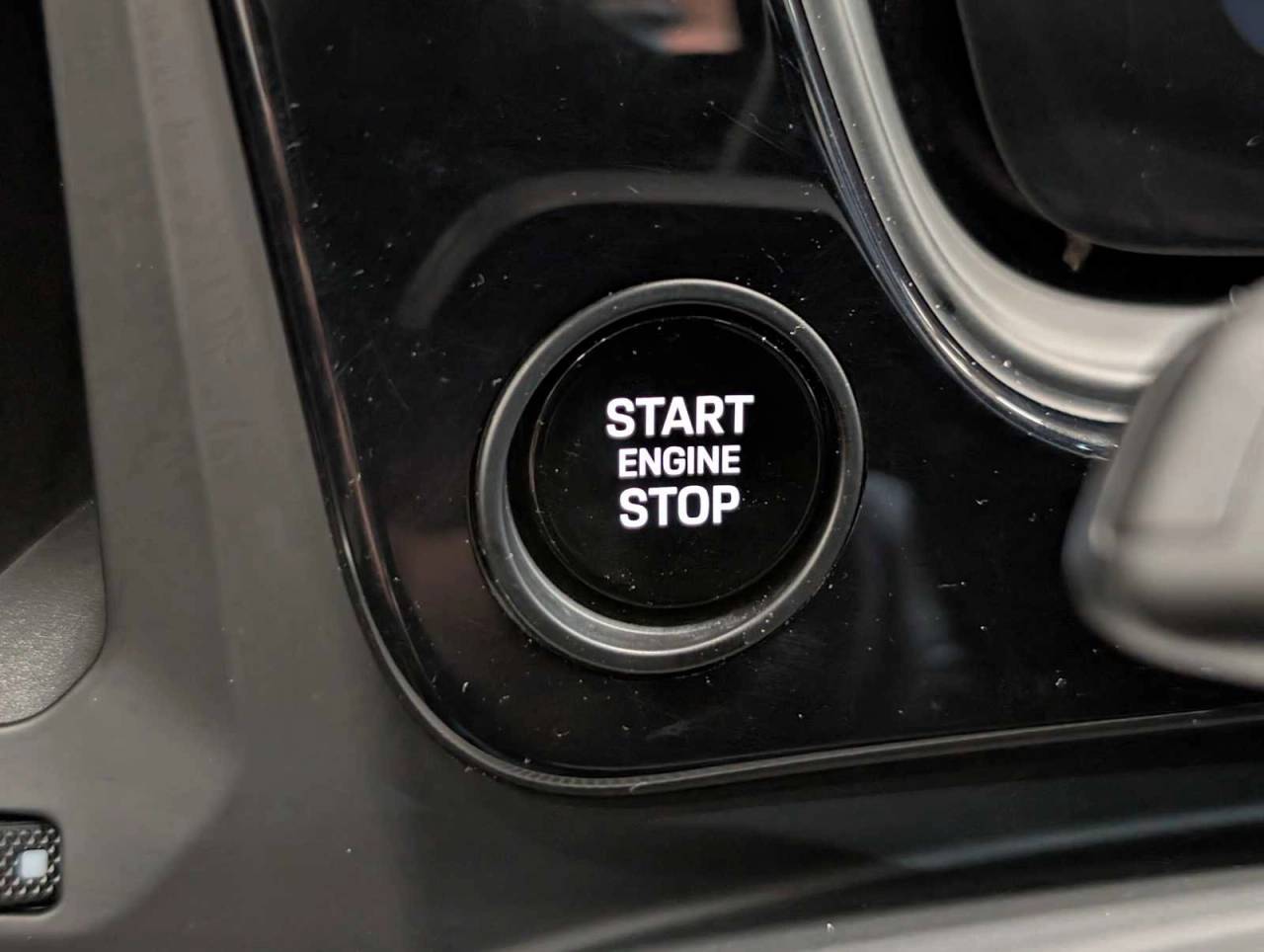 2024 Porsche Cayenne Coupe