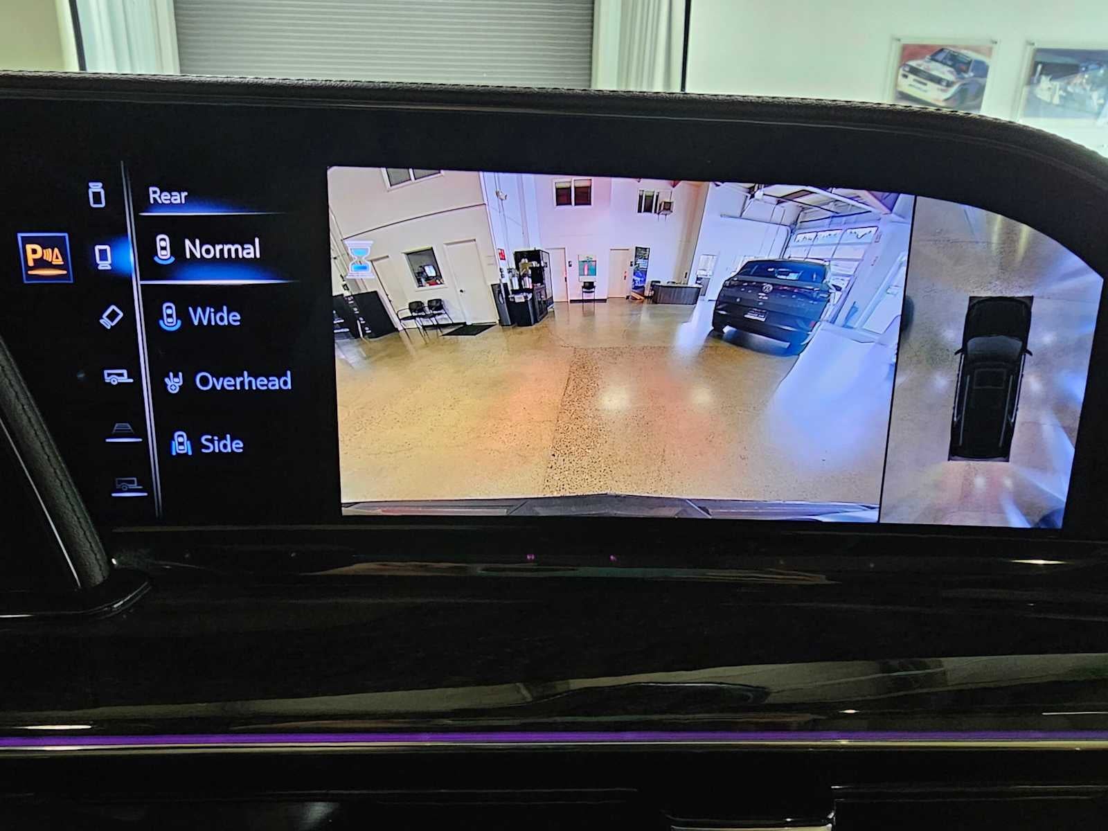 2023 Cadillac Escalade 4WD 4dr Premium Luxury