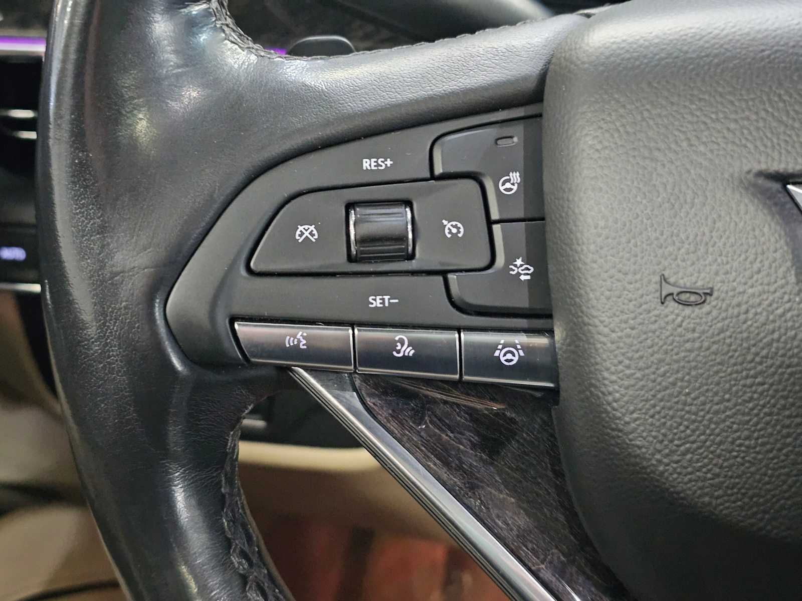 2023 Cadillac Escalade 4WD 4dr Premium Luxury