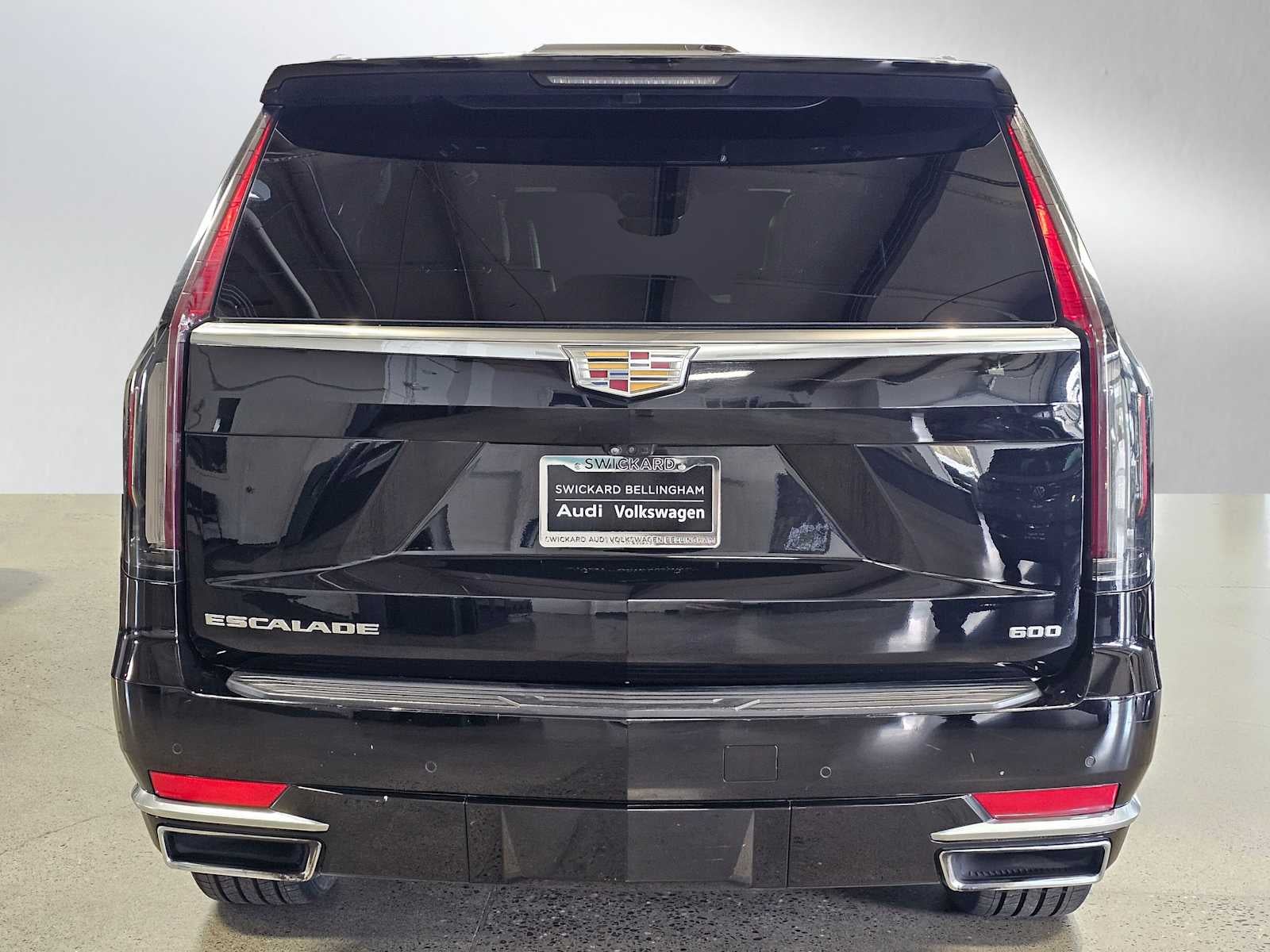 2023 Cadillac Escalade 4WD 4dr Premium Luxury