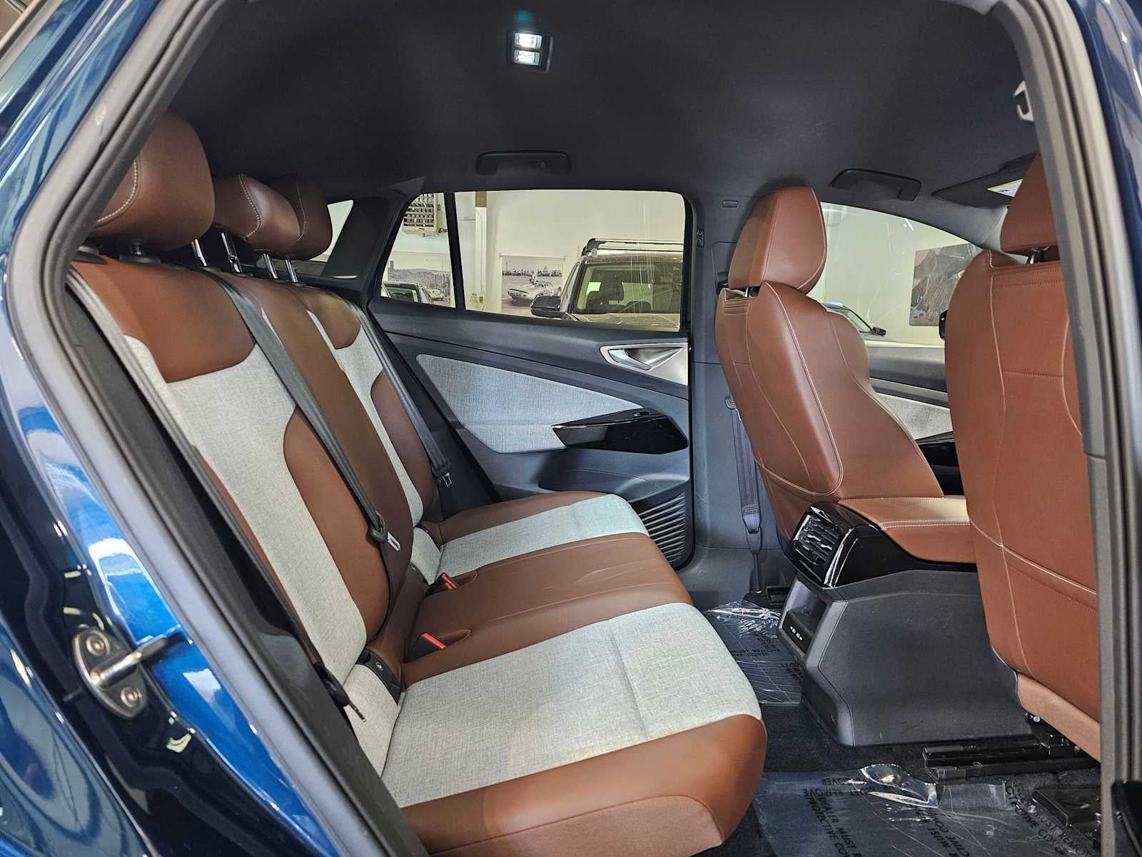 2023 Volkswagen ID.4 Pro AWD w/SK On Battery