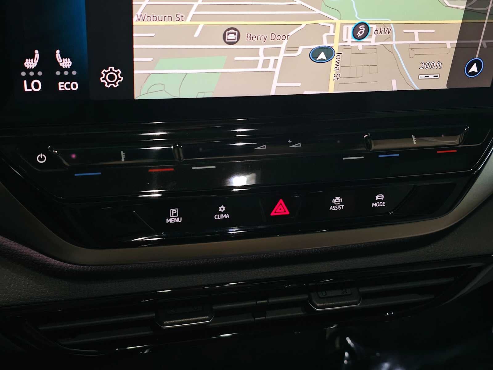 2023 Volkswagen ID.4 Pro AWD w/SK On Battery