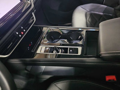 2025 Volkswagen Atlas 2.0T SE w/Technology 4MOTION