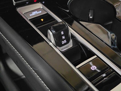2025 Volkswagen Atlas 2.0T SE w/Technology 4MOTION