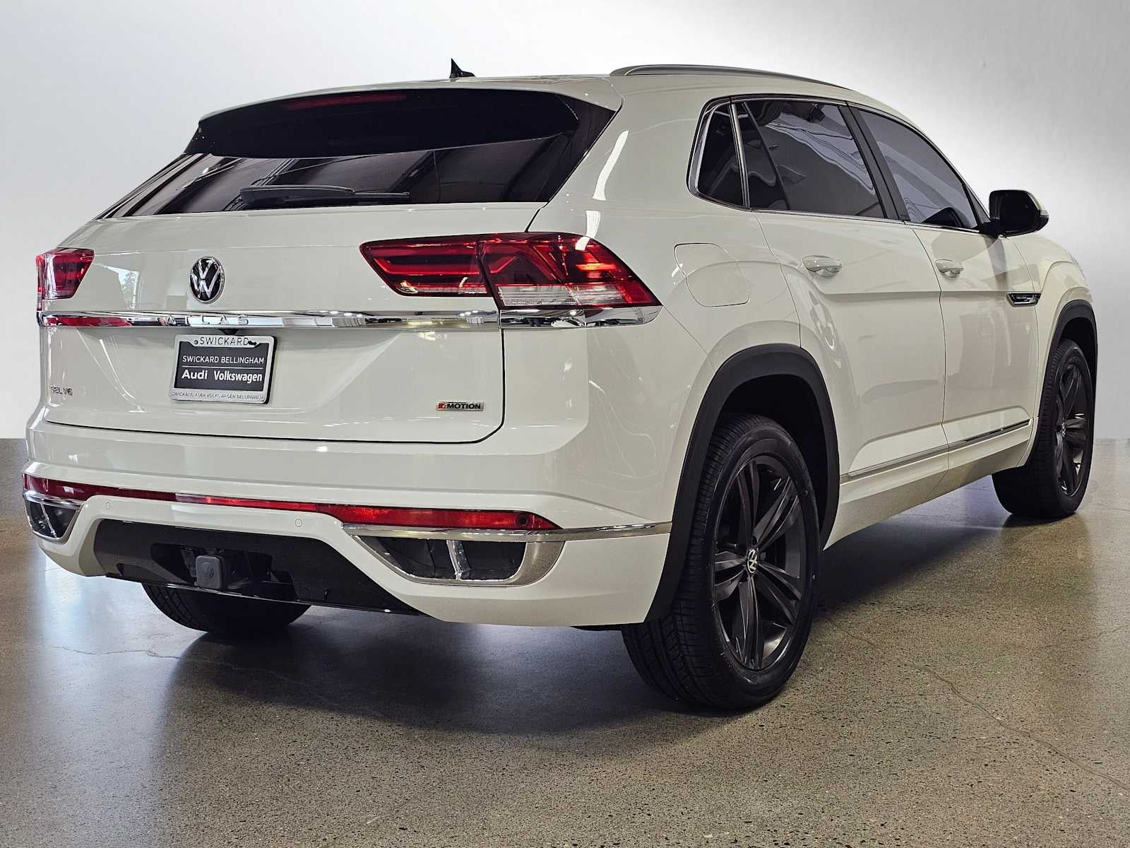2022 Volkswagen Atlas Cross Sport 3.6L V6 SEL R-Line 4MOTION
