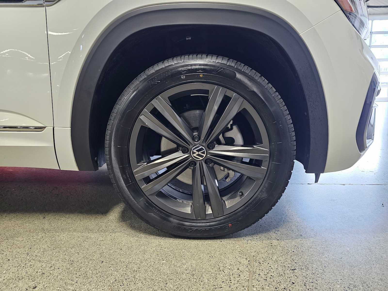 2022 Volkswagen Atlas Cross Sport 3.6L V6 SEL R-Line 4MOTION