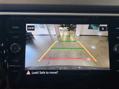 2023 Volkswagen Atlas Cross Sport 3.6L V6 SEL R-Line Black 4MOTION