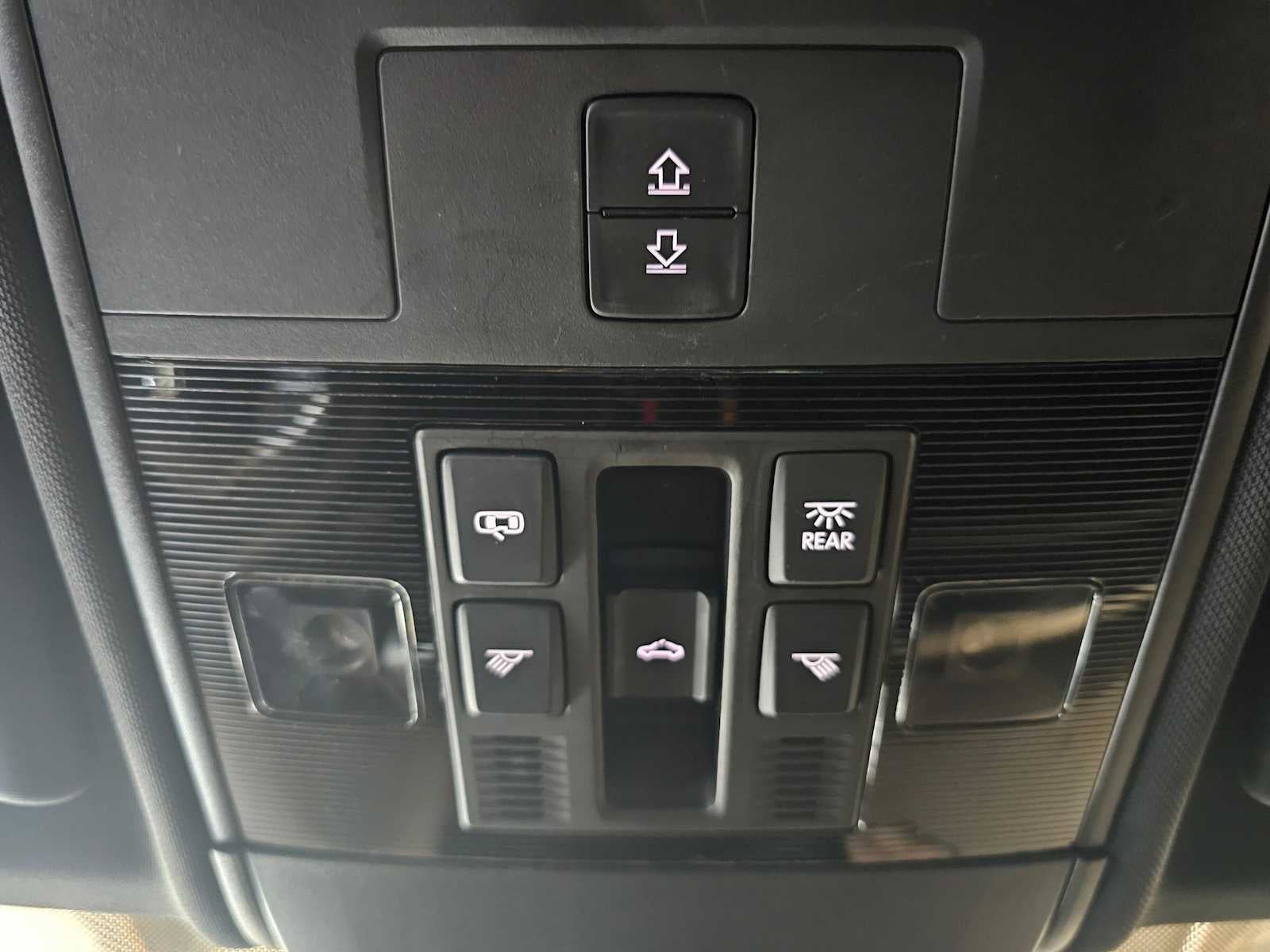 2023 Volkswagen Atlas Cross Sport 3.6L V6 SEL R-Line Black 4MOTION