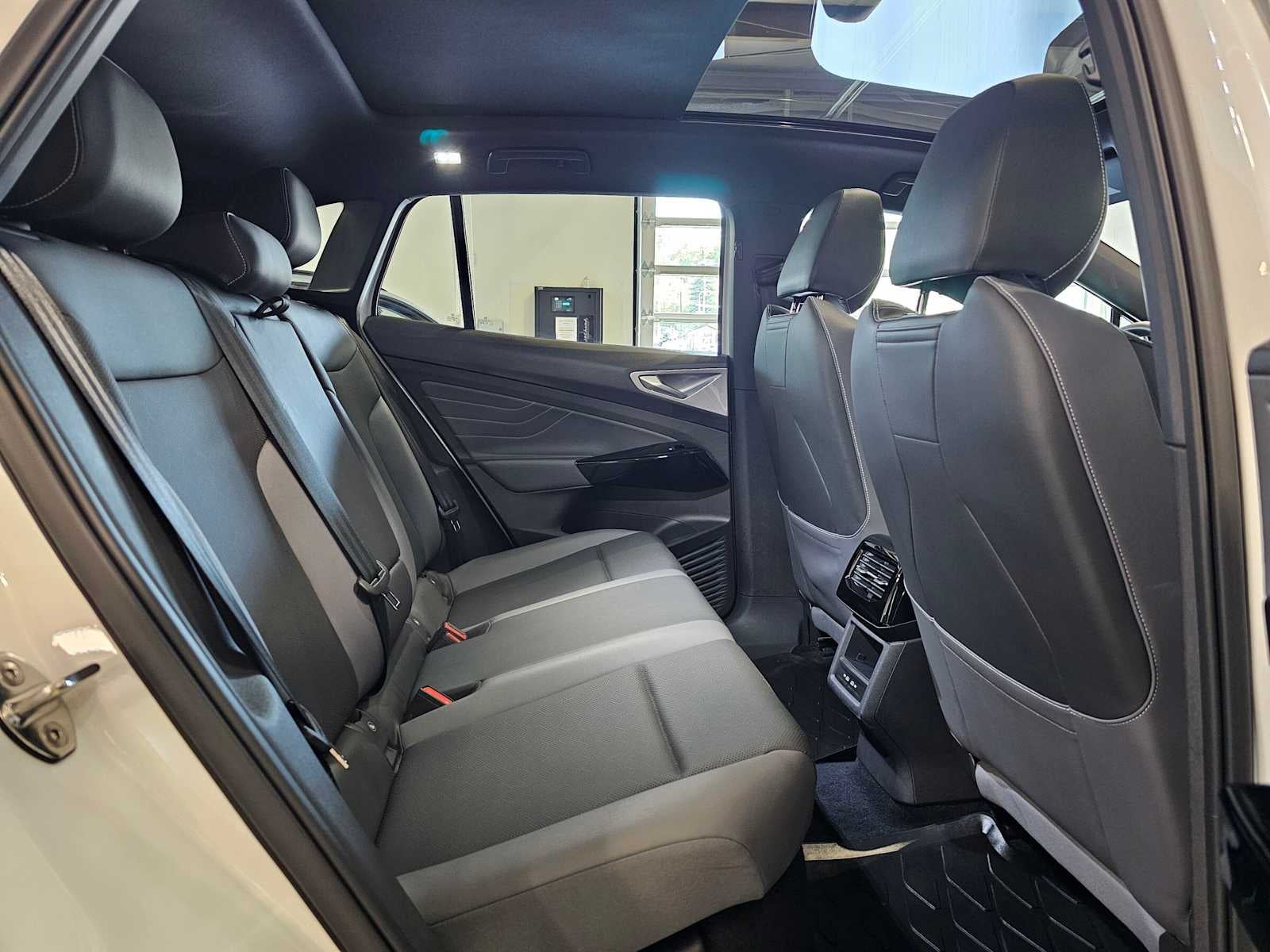 2023 Volkswagen ID.4 Pro S AWD w/SK On Battery