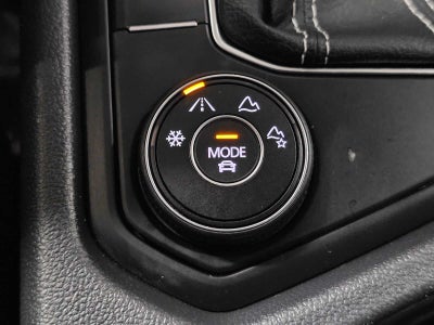 2022 Volkswagen Taos SE 4MOTION